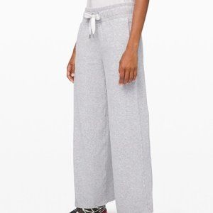 Lululemon Morning Restore Pant Velour Gray 10, excellent condition.